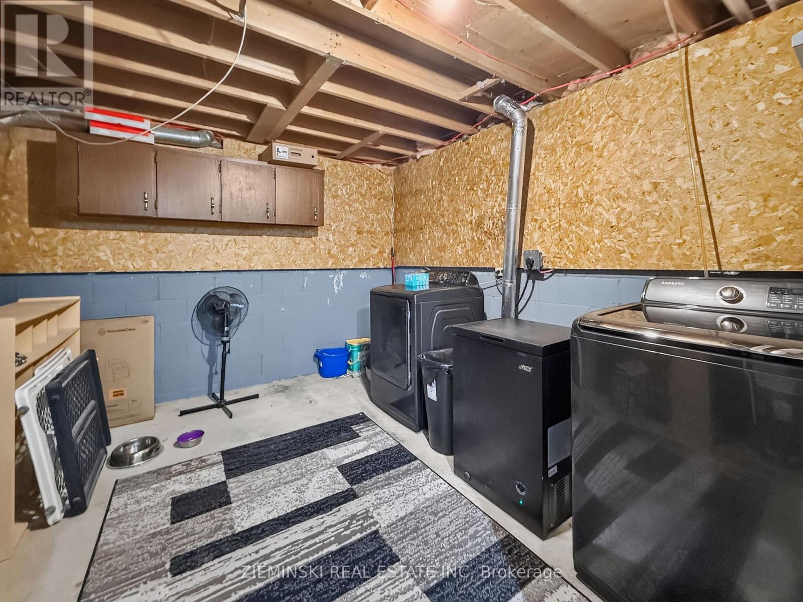 1222 GATINEAU BOULEVARD - 23