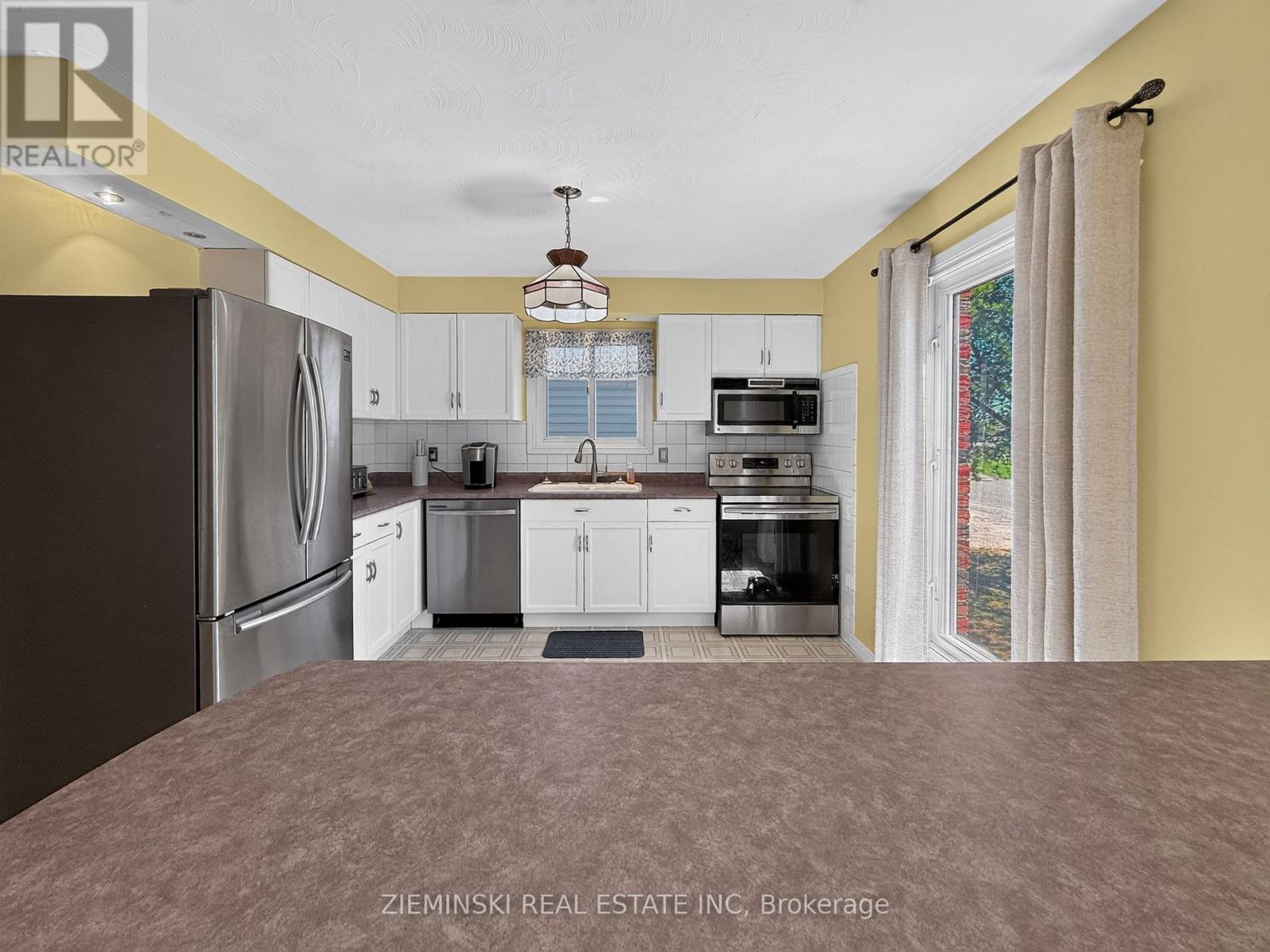 1222 GATINEAU BOULEVARD - 7