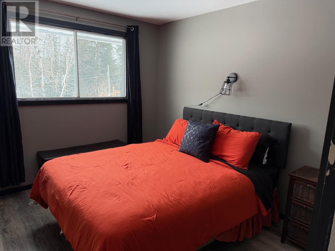 54 Redwing Ave - 13