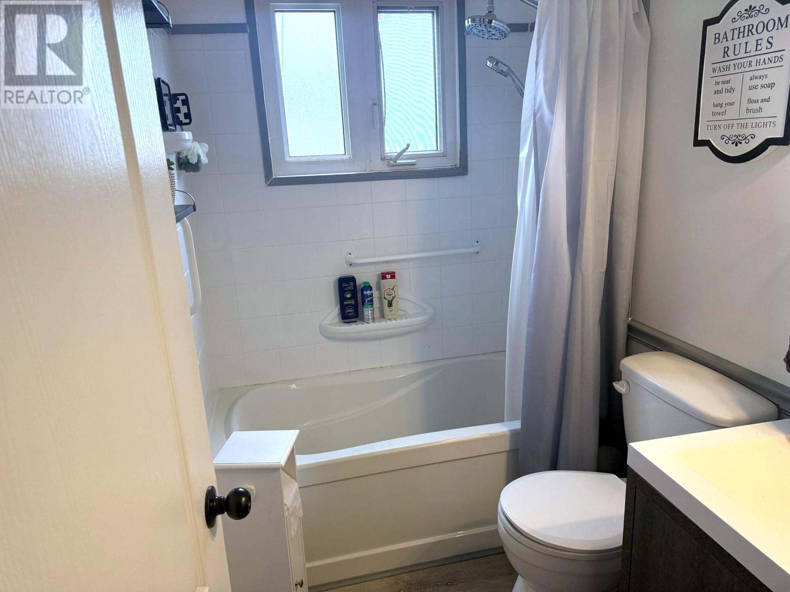 54 Redwing Ave - 17