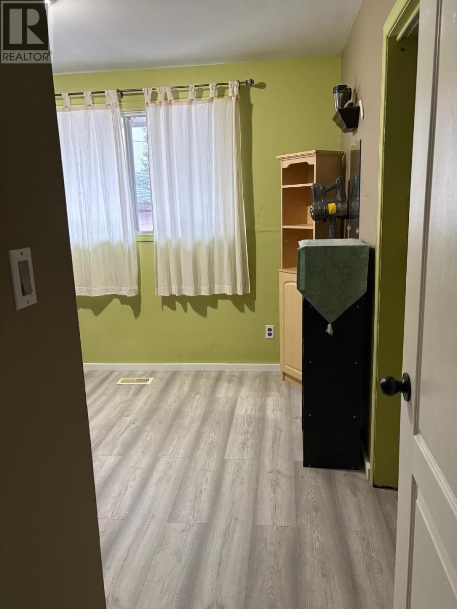 54 Redwing Ave - 20