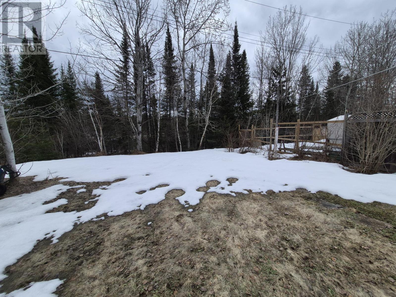 54 Redwing Ave - 26
