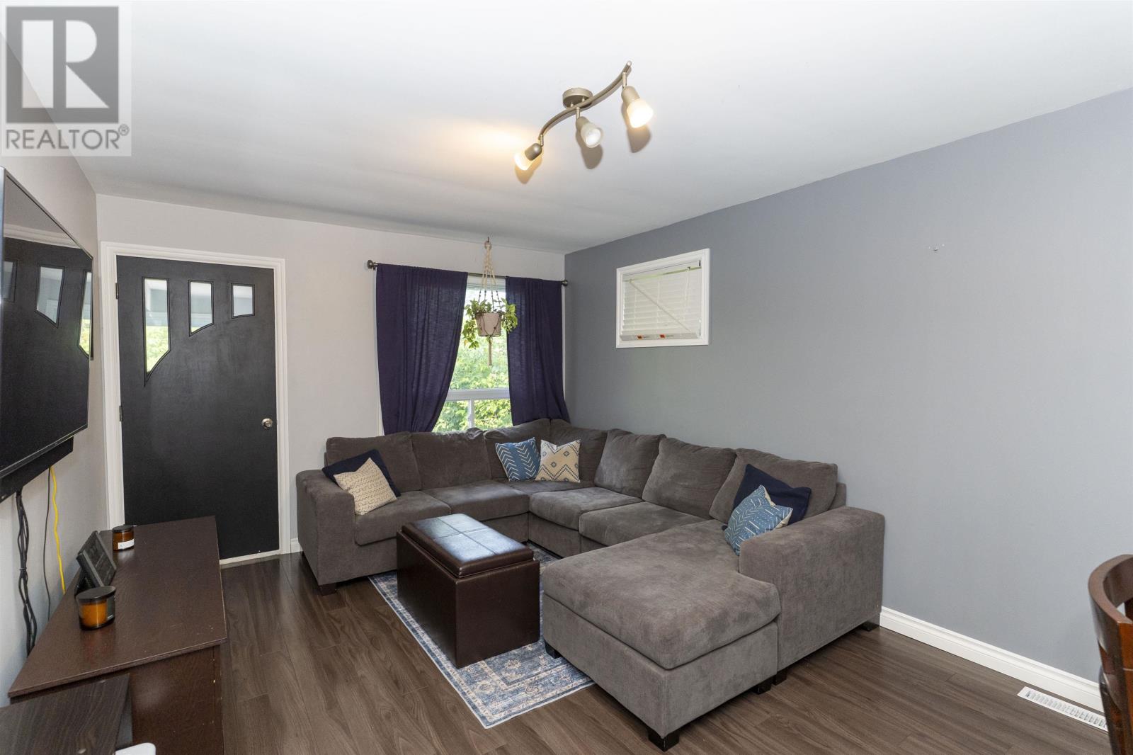 309 Ontario ST - 8