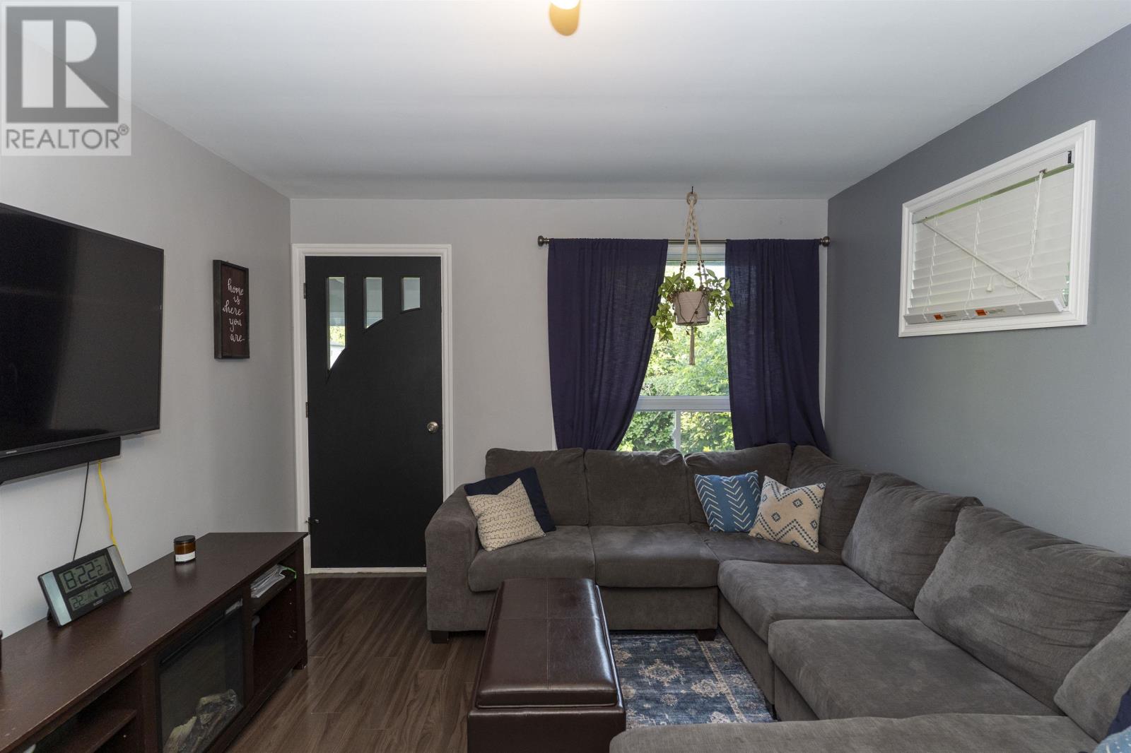 309 Ontario ST - 9