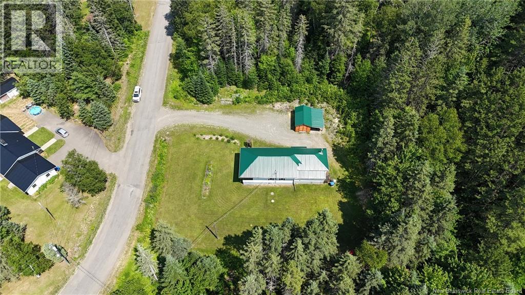 65 Woodland Crescent - Image 4