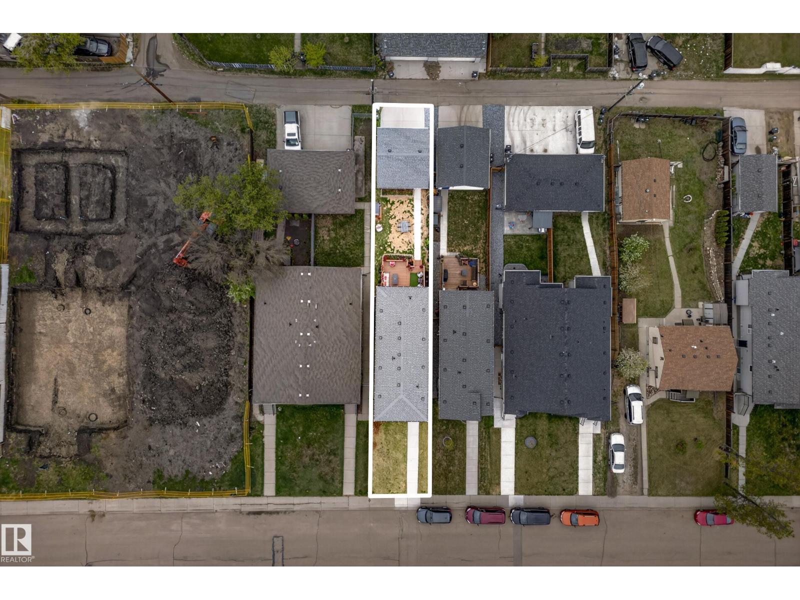 10326 160 ST NW - 3
