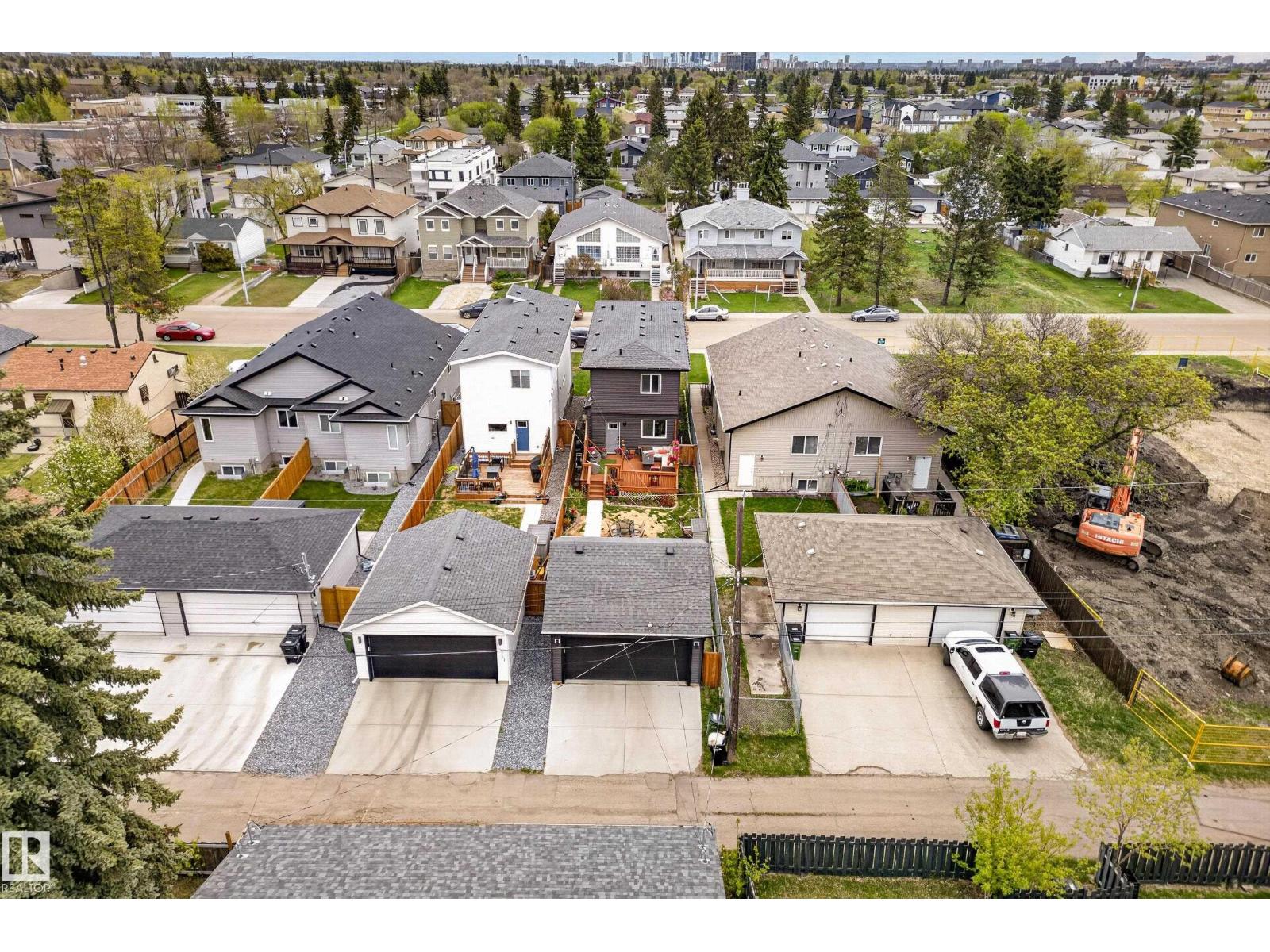 10326 160 ST NW - 4