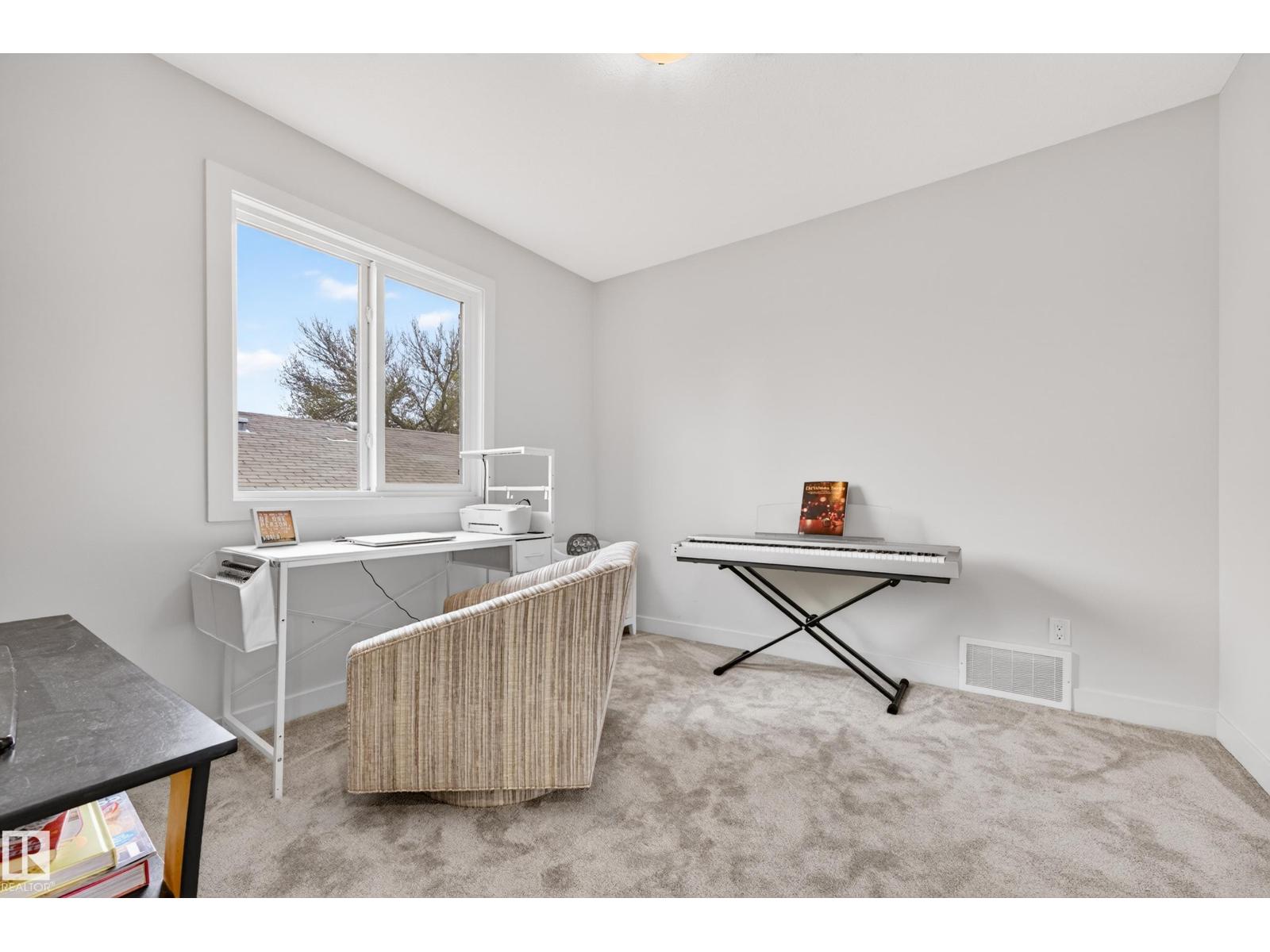 10326 160 ST NW - 39