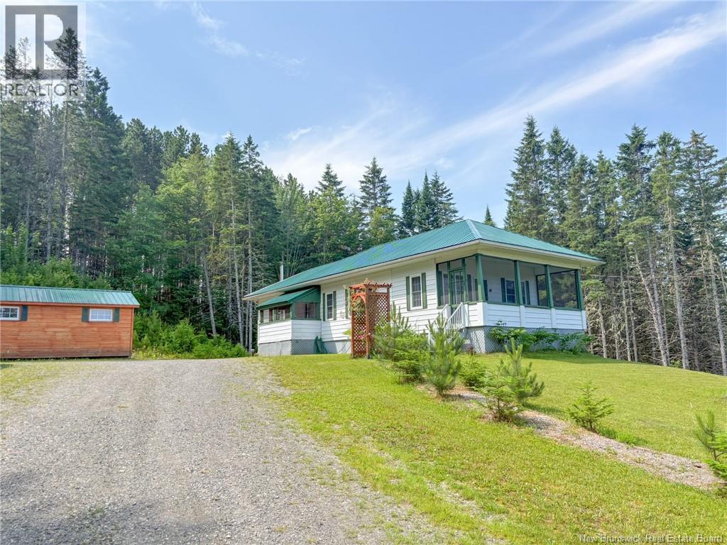 65 Woodland Crescent - 1