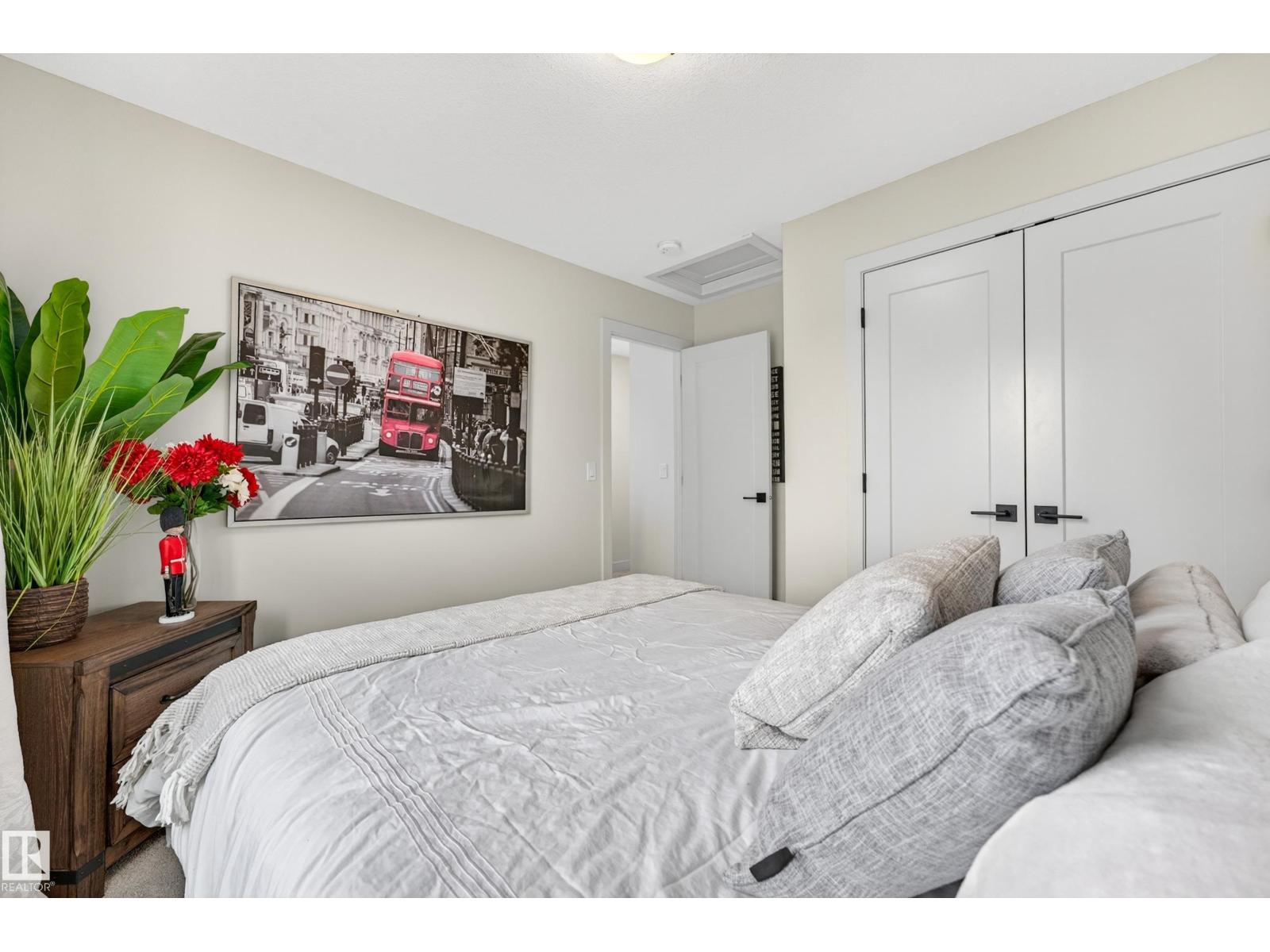 10326 160 ST NW - 43