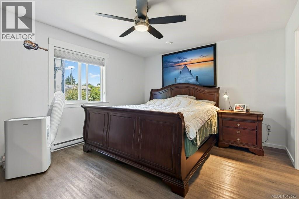 2270 McKenzie Ave - 8