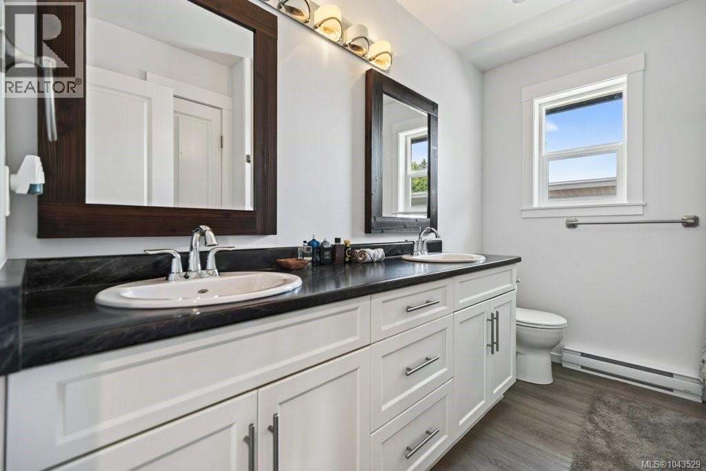 2270 McKenzie Ave - 13