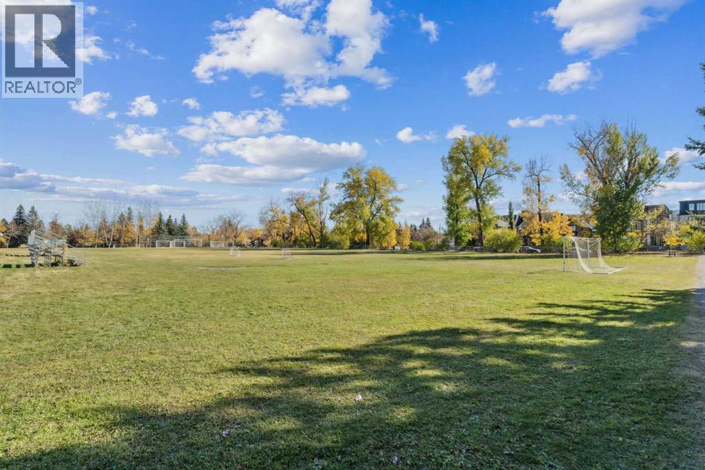 1811 31 Avenue SW - 37