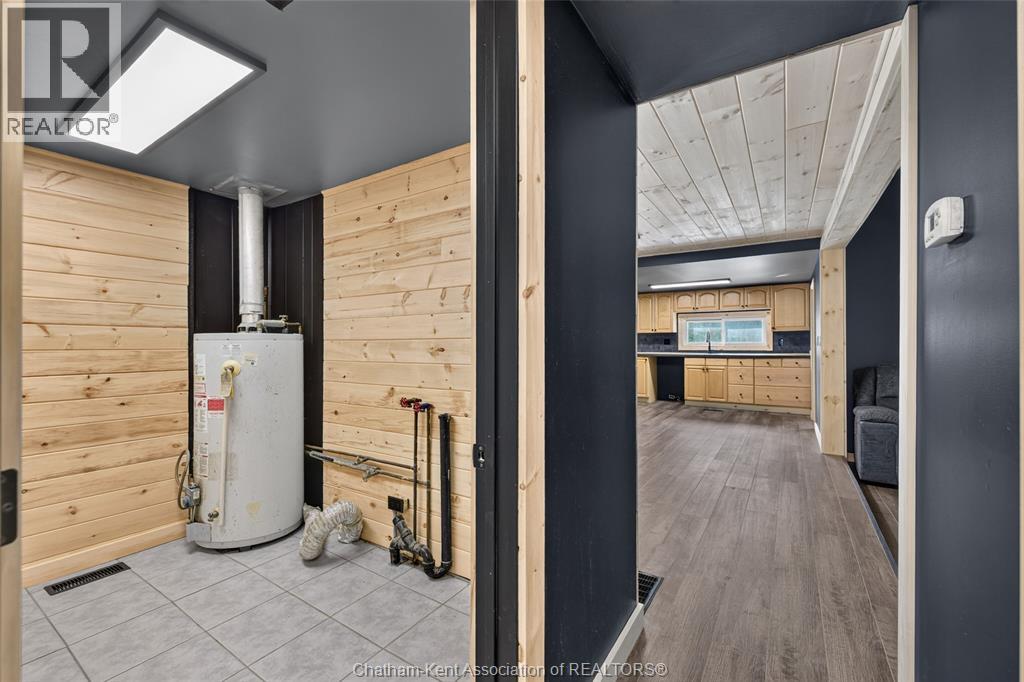 20847 Victoria ROAD - 34