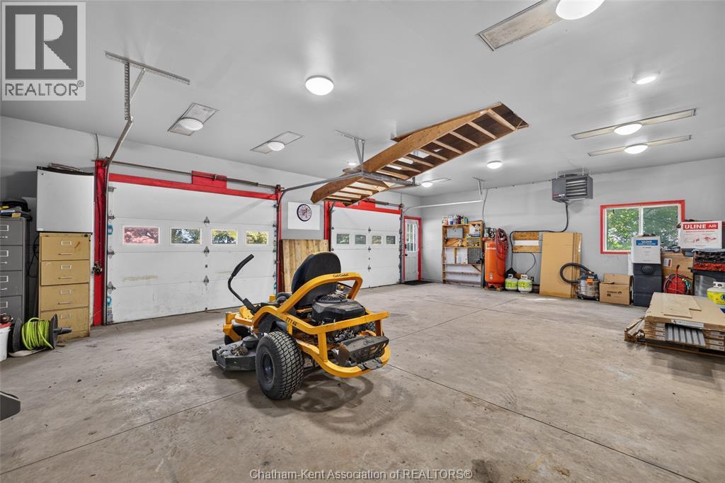 20847 Victoria ROAD - 38