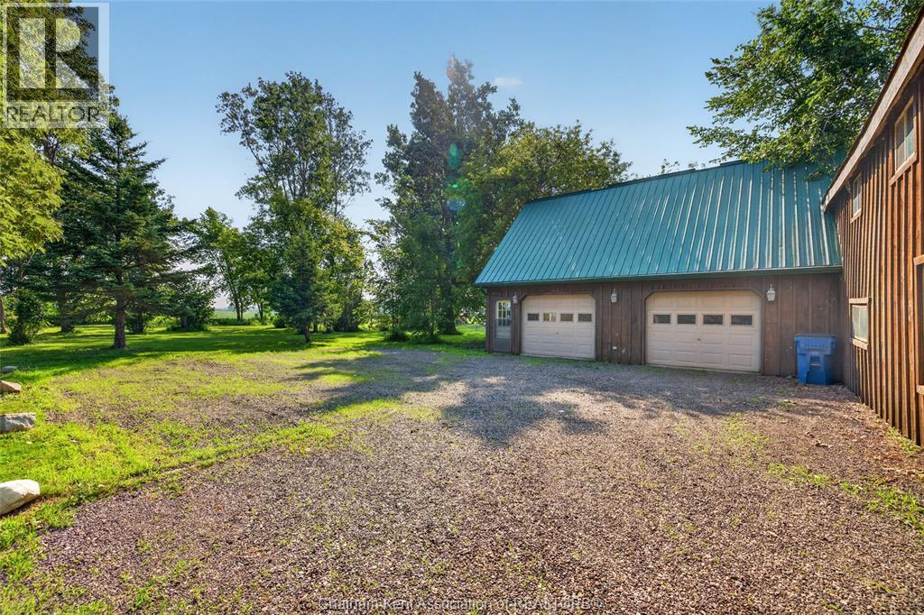 20847 Victoria ROAD - 39