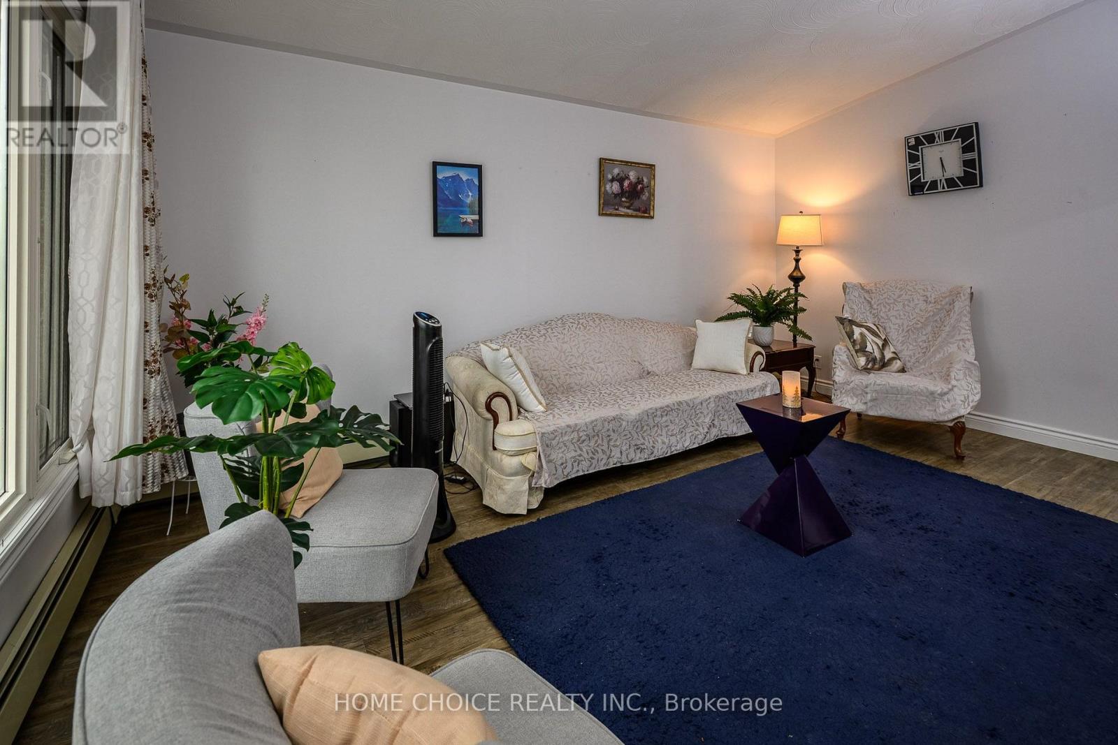 588 MELROSE BOULEVARD - 5