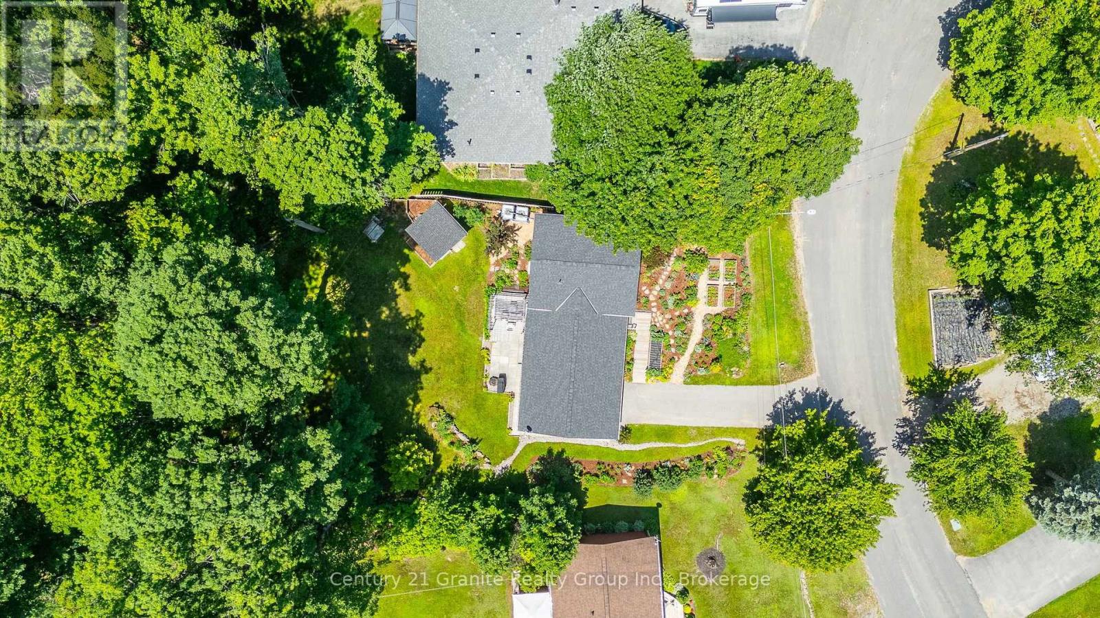 22 HIGHLAND GATE BOULEVARD - Image 15
