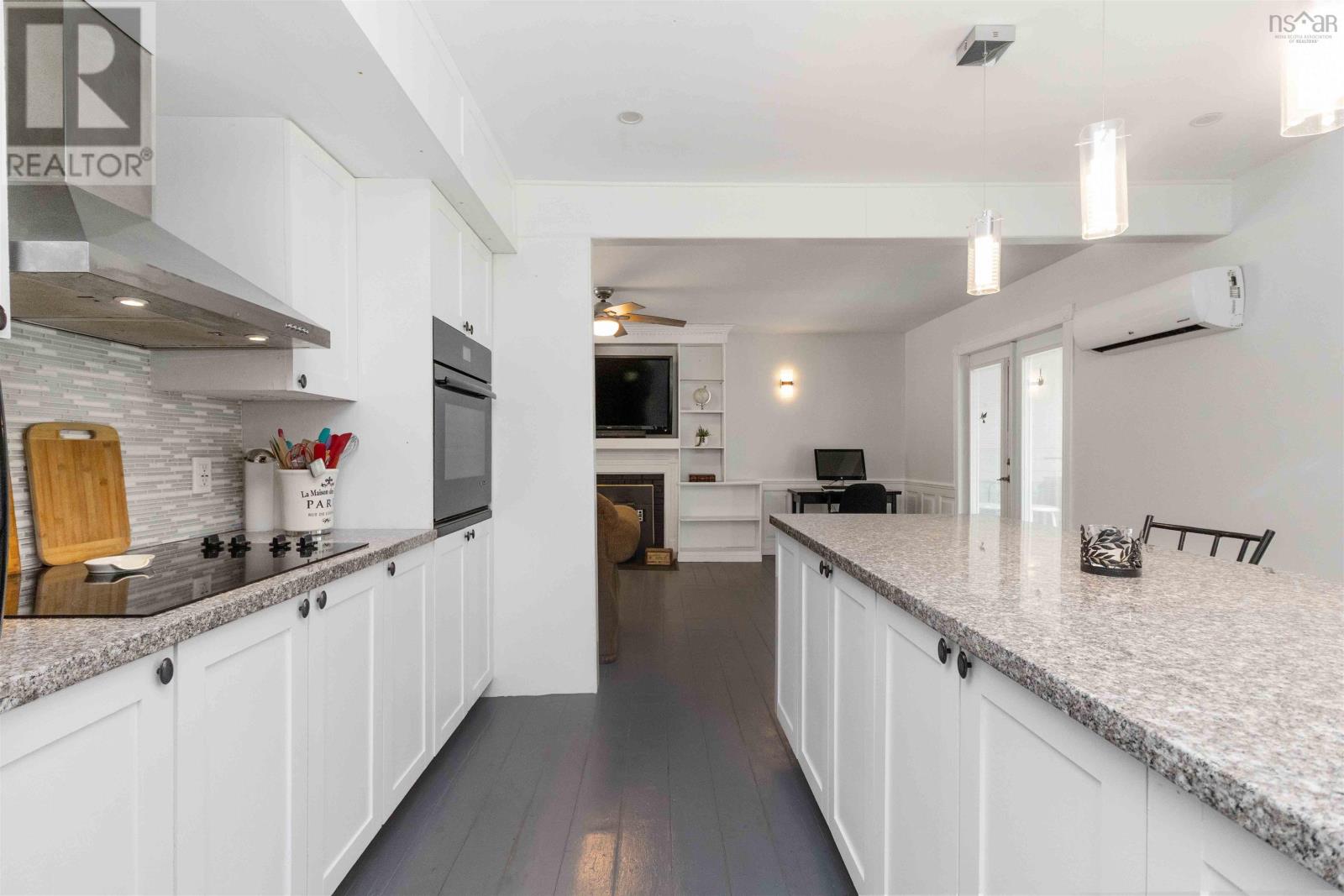 35 McFatridge Road - 11
