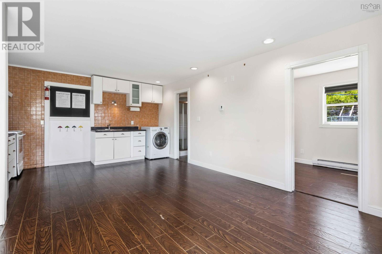 35 McFatridge Road - 30