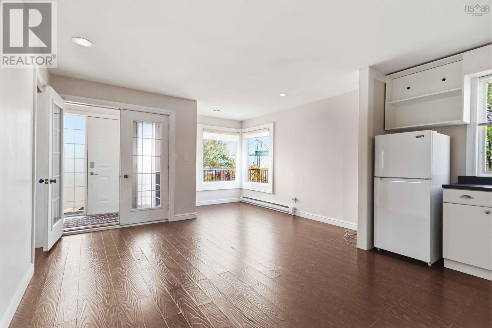35 McFatridge Road - 28