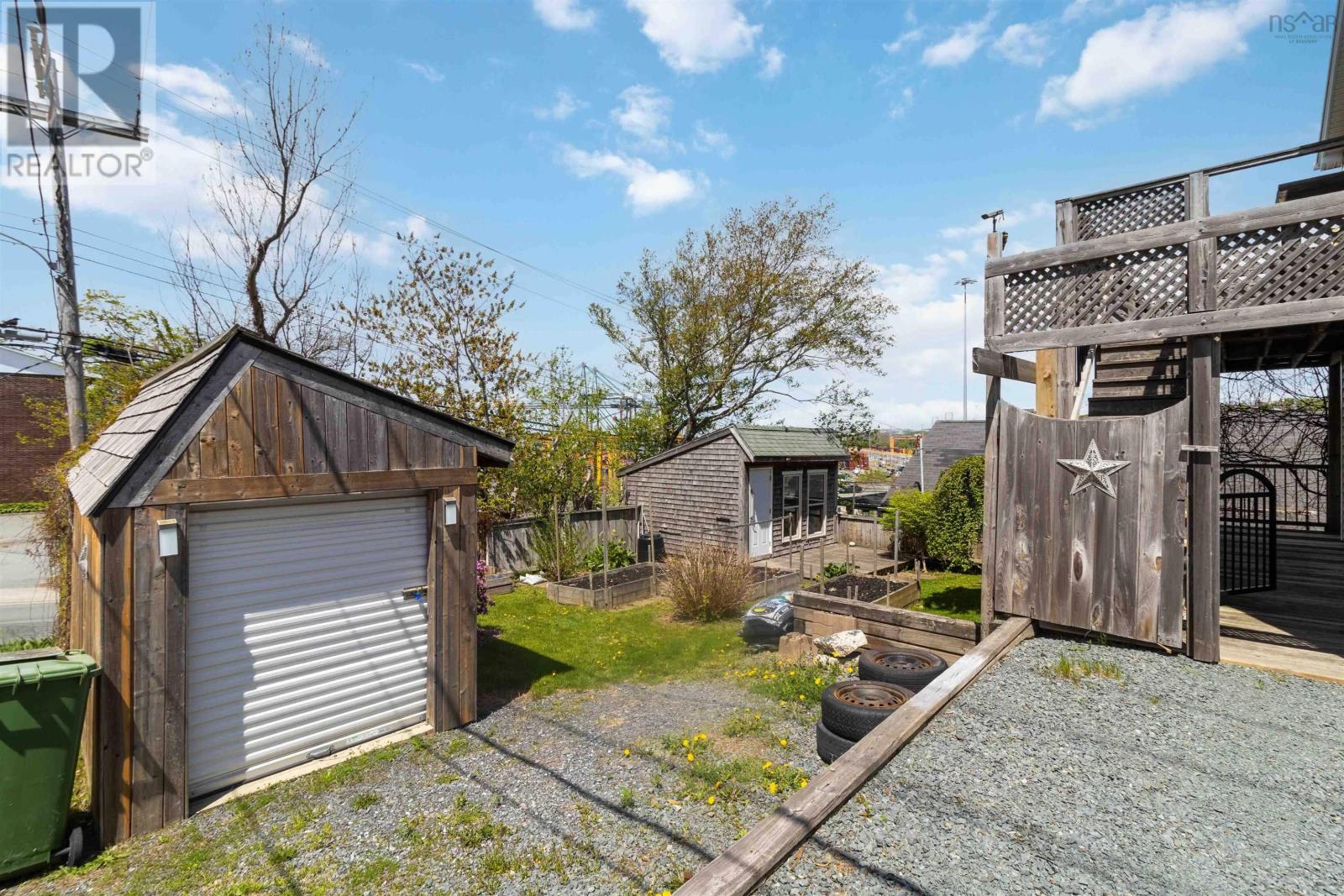 35 McFatridge Road - 40