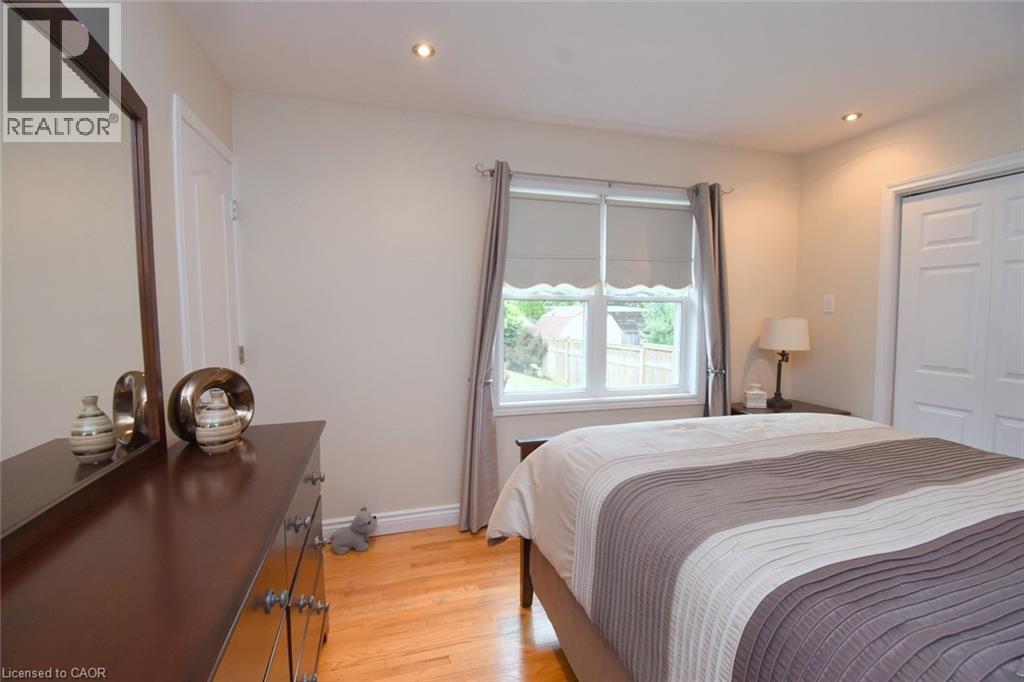 1087 MAPLEHURST Avenue - 12
