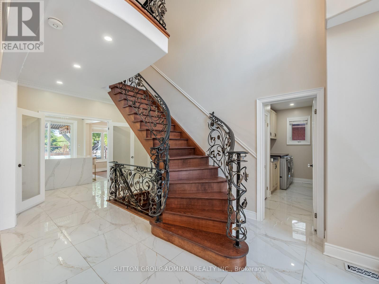 18 THATCHER AVENUE - Image 22
