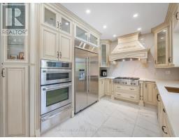 18 Thatcher Avenue, Toronto, ON M1M2M2 Photo 14
