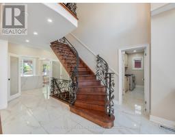 18 Thatcher Avenue, Toronto, ON M1M2M2 Photo 22