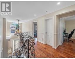 18 Thatcher Avenue, Toronto, ON M1M2M2 Photo 23