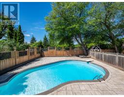 18 Thatcher Avenue, Toronto, ON M1M2M2 Photo 37