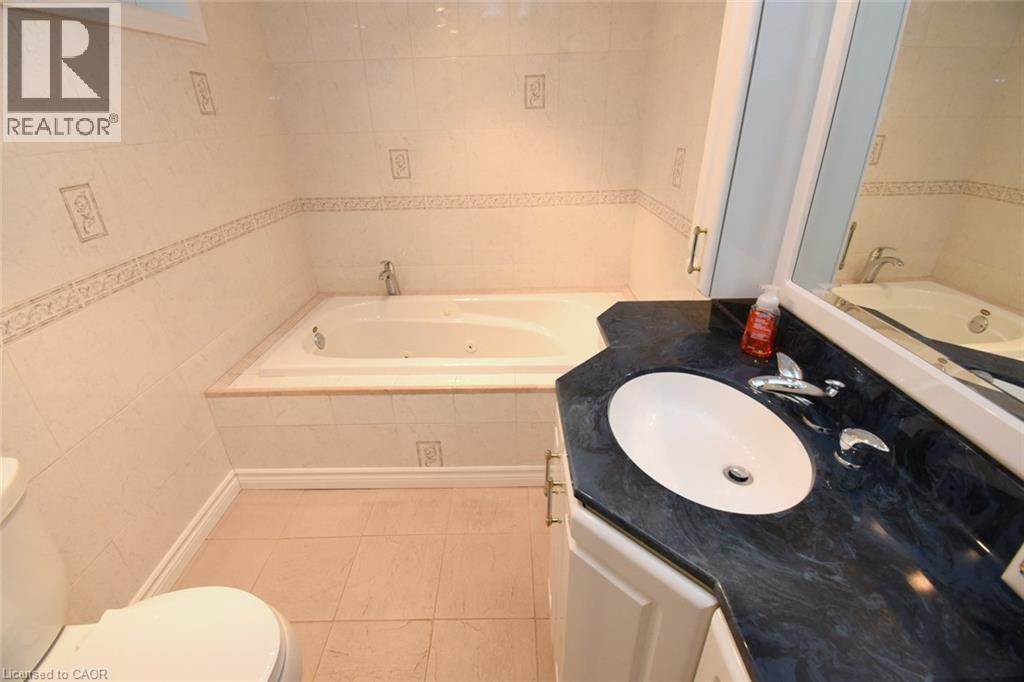 1087 MAPLEHURST Avenue - 26
