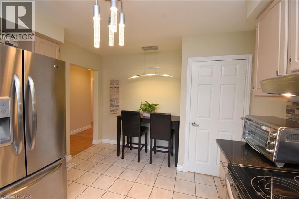 1087 MAPLEHURST Avenue - 11