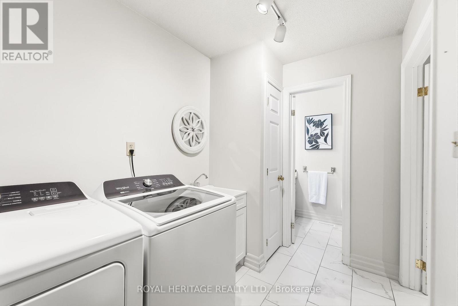 7 CARTER CRESCENT - Image 21