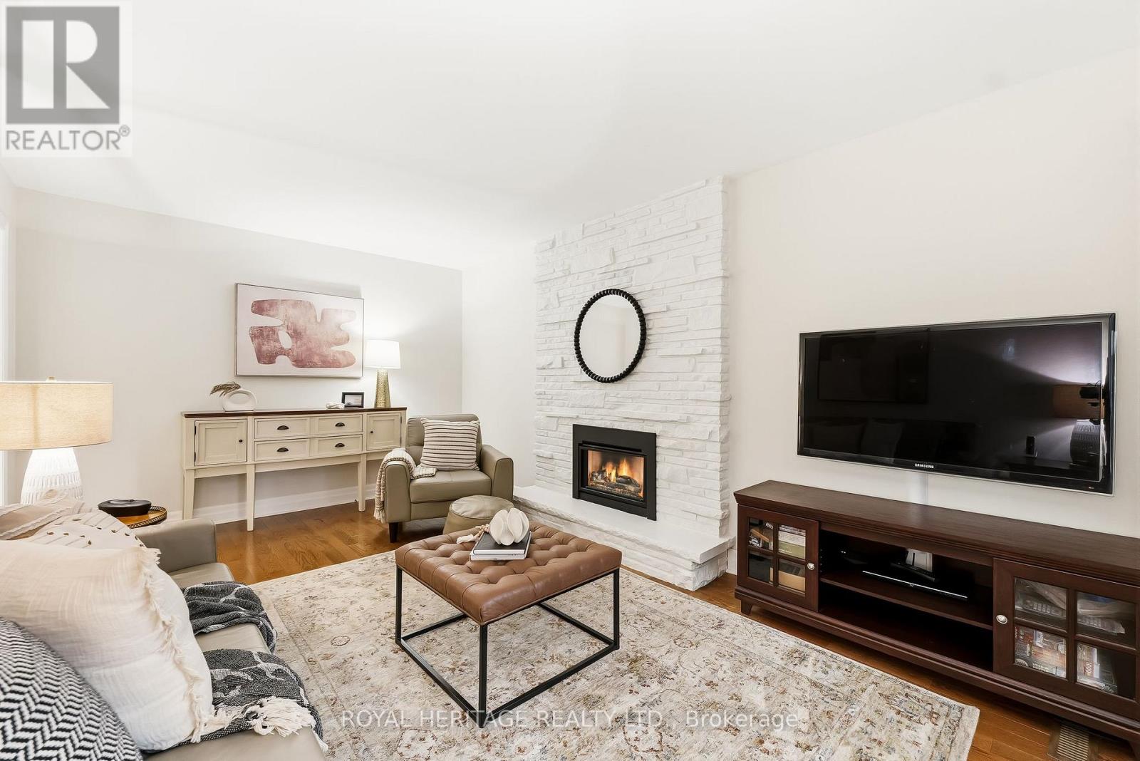 7 CARTER CRESCENT - Image 24