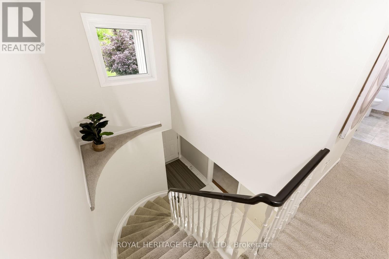 7 CARTER CRESCENT - Image 27