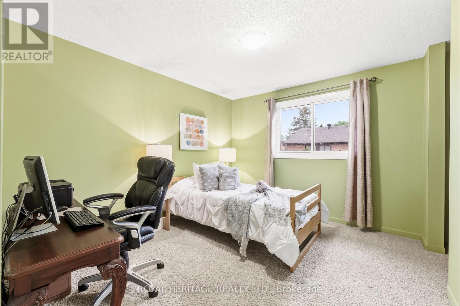 7 CARTER CRESCENT - Image 32