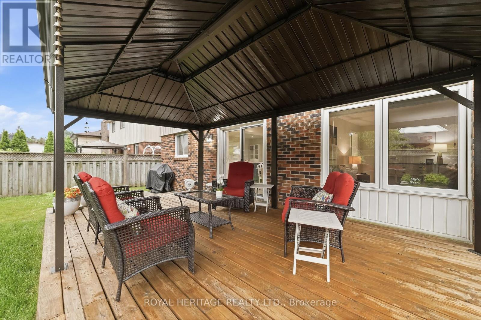 7 CARTER CRESCENT - Image 44