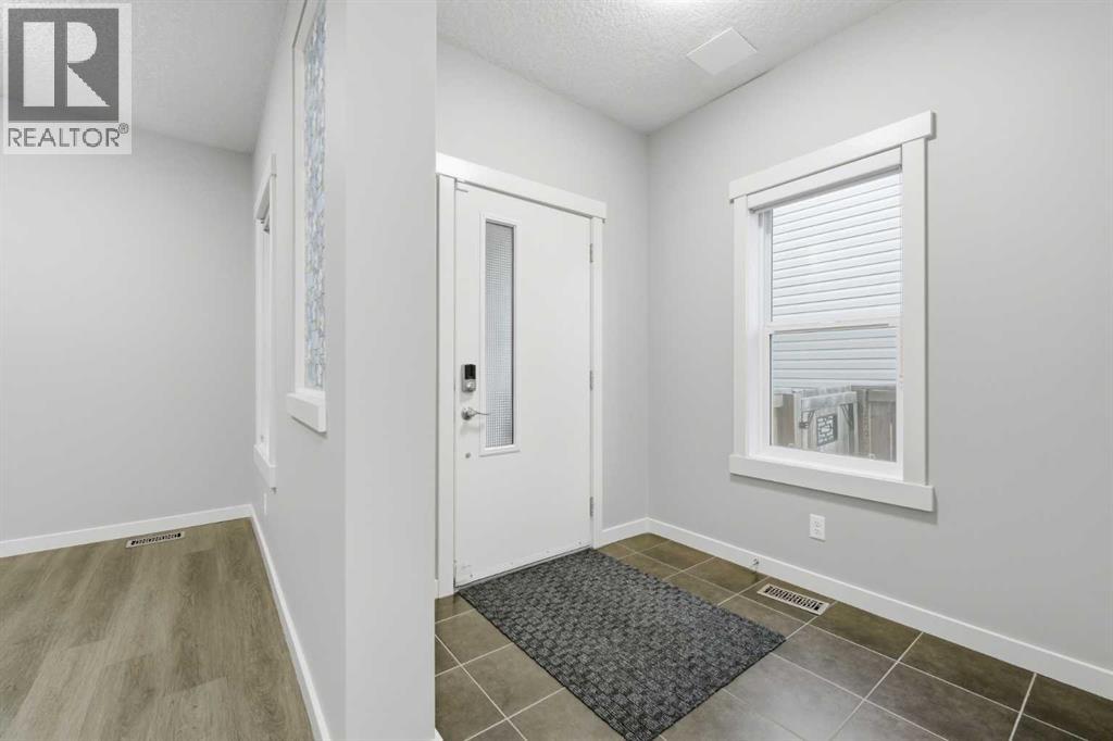 148 Walden Square SE, Walden, Calgary photo 3