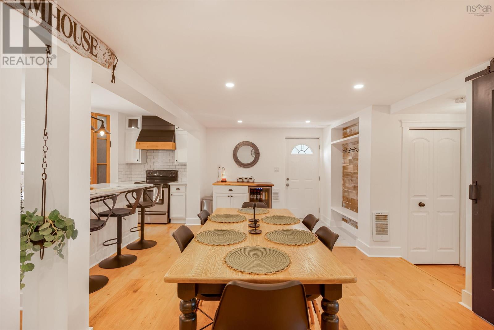 39 Fraser Avenue - 12