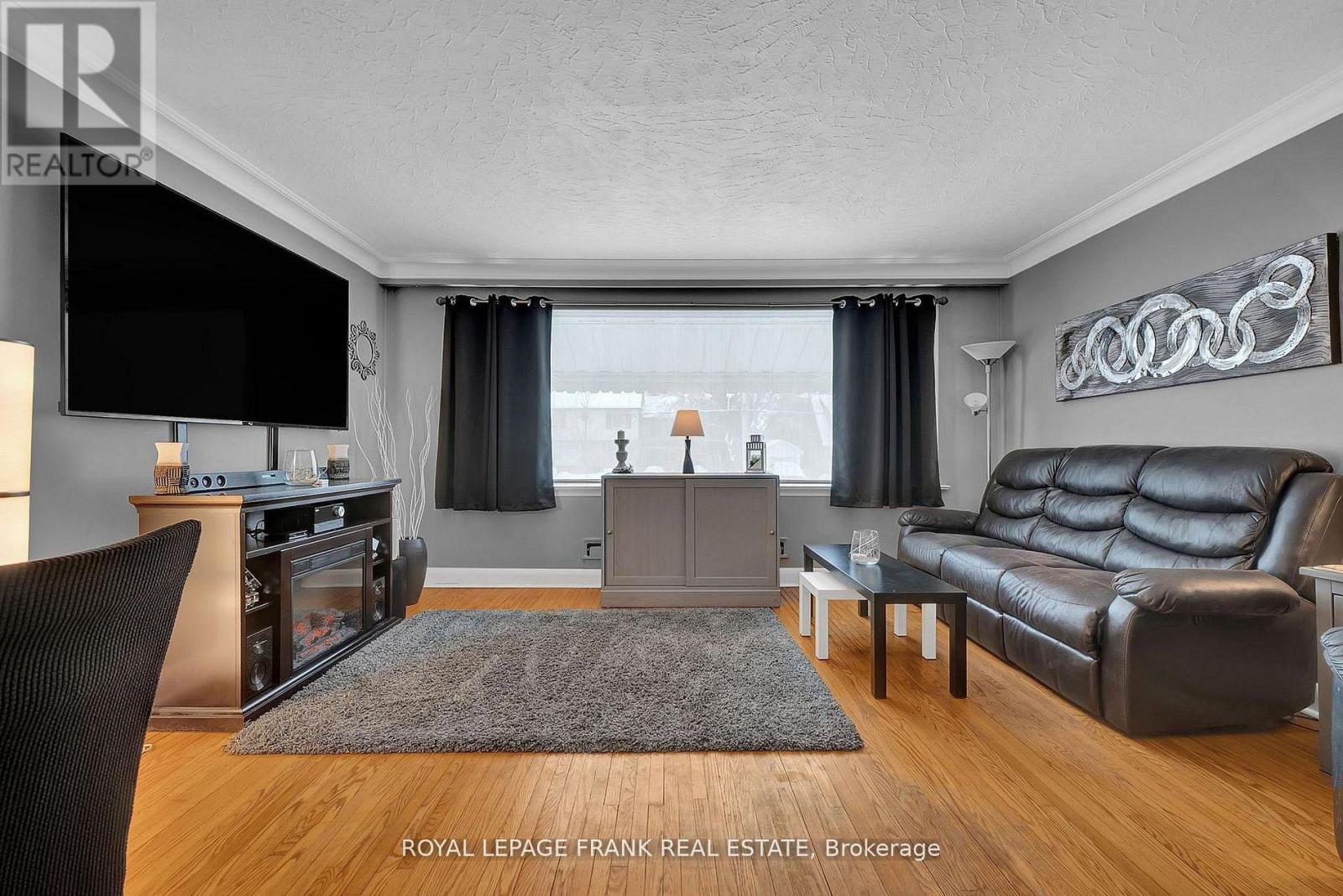133 ABBOTT BOULEVARD - 4