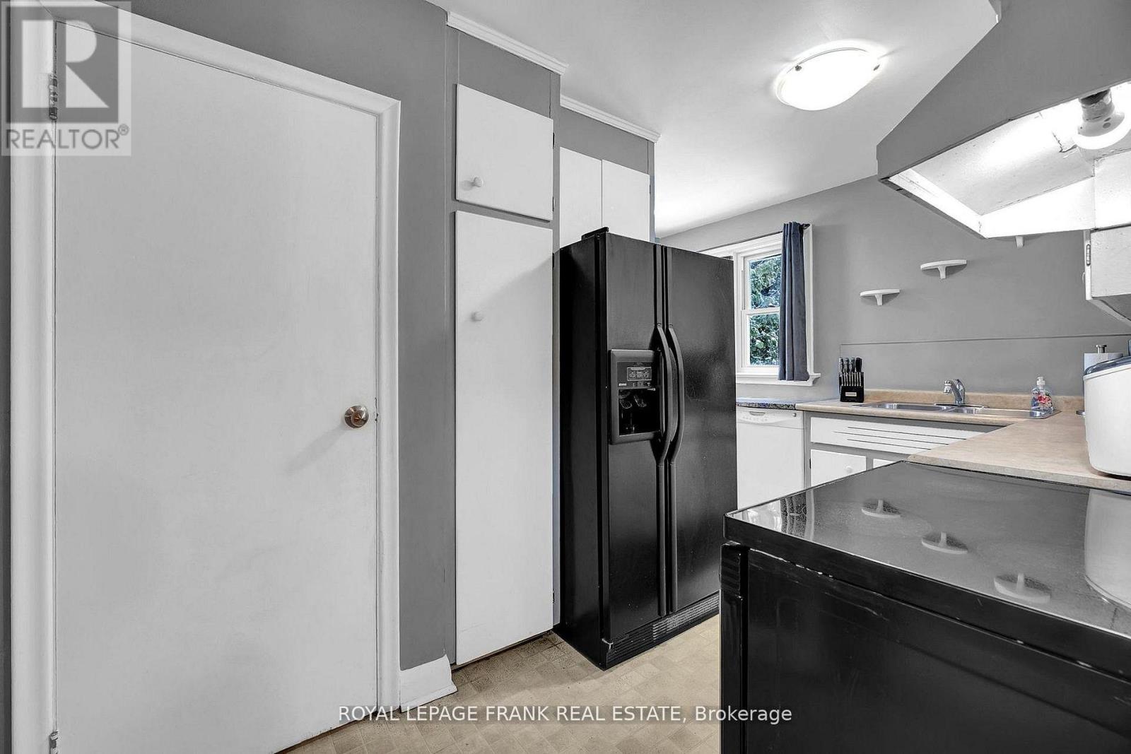 133 ABBOTT BOULEVARD - 8