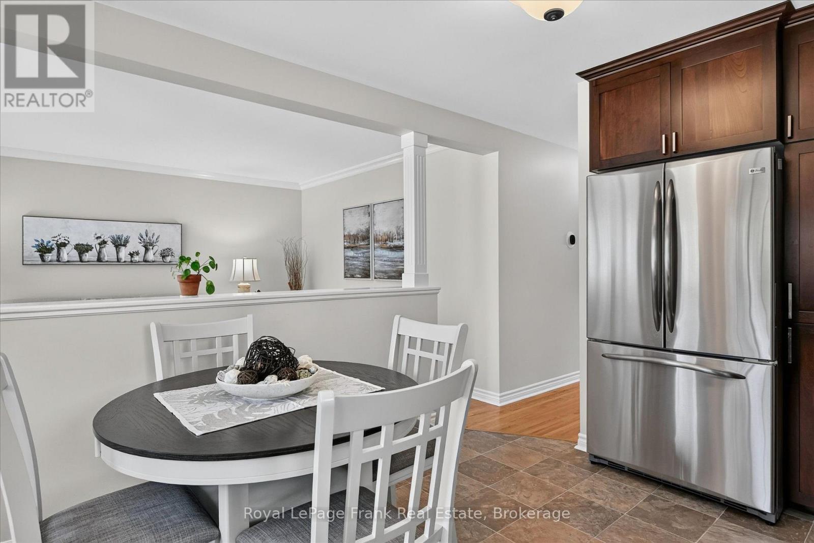 285 ST ANNES CRESCENT - 16