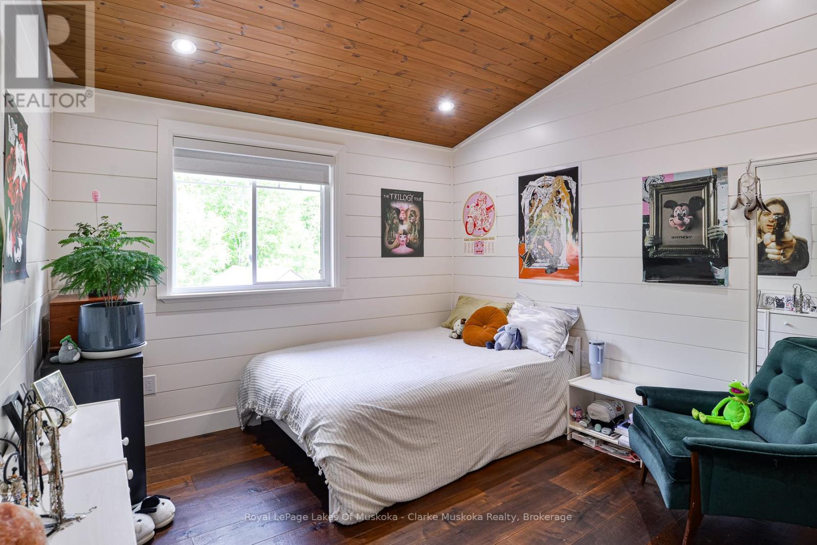 21 ELLERY ROAD - 19