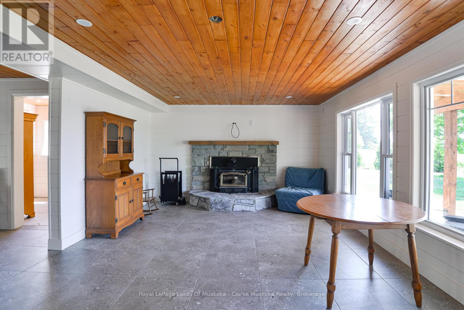 21 ELLERY ROAD - 22