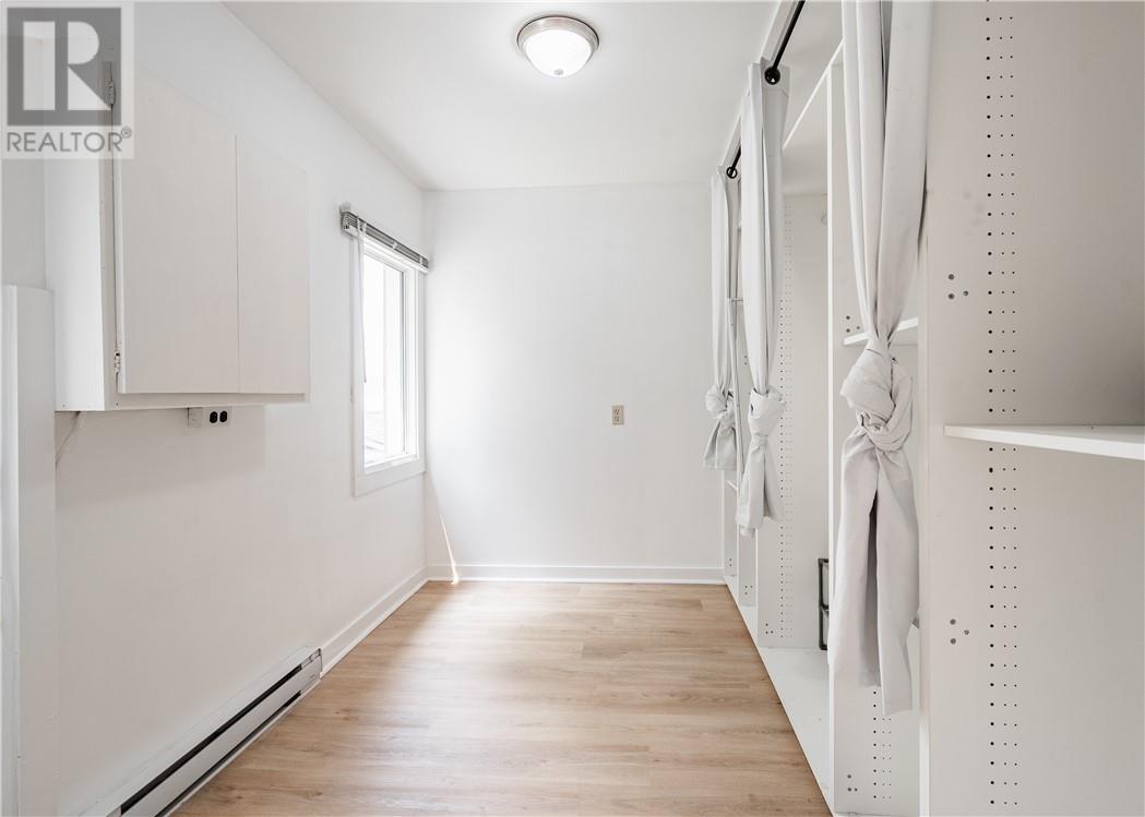 1316 Southlane Road - 13