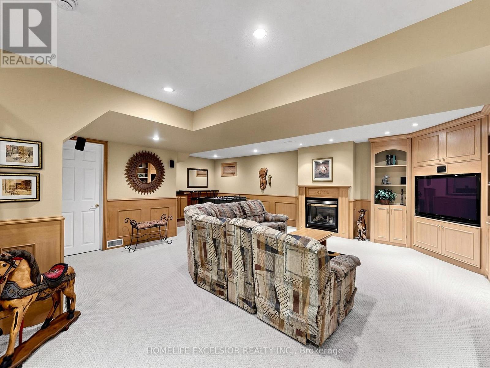 17 BLACK CHERRY DRIVE - 25