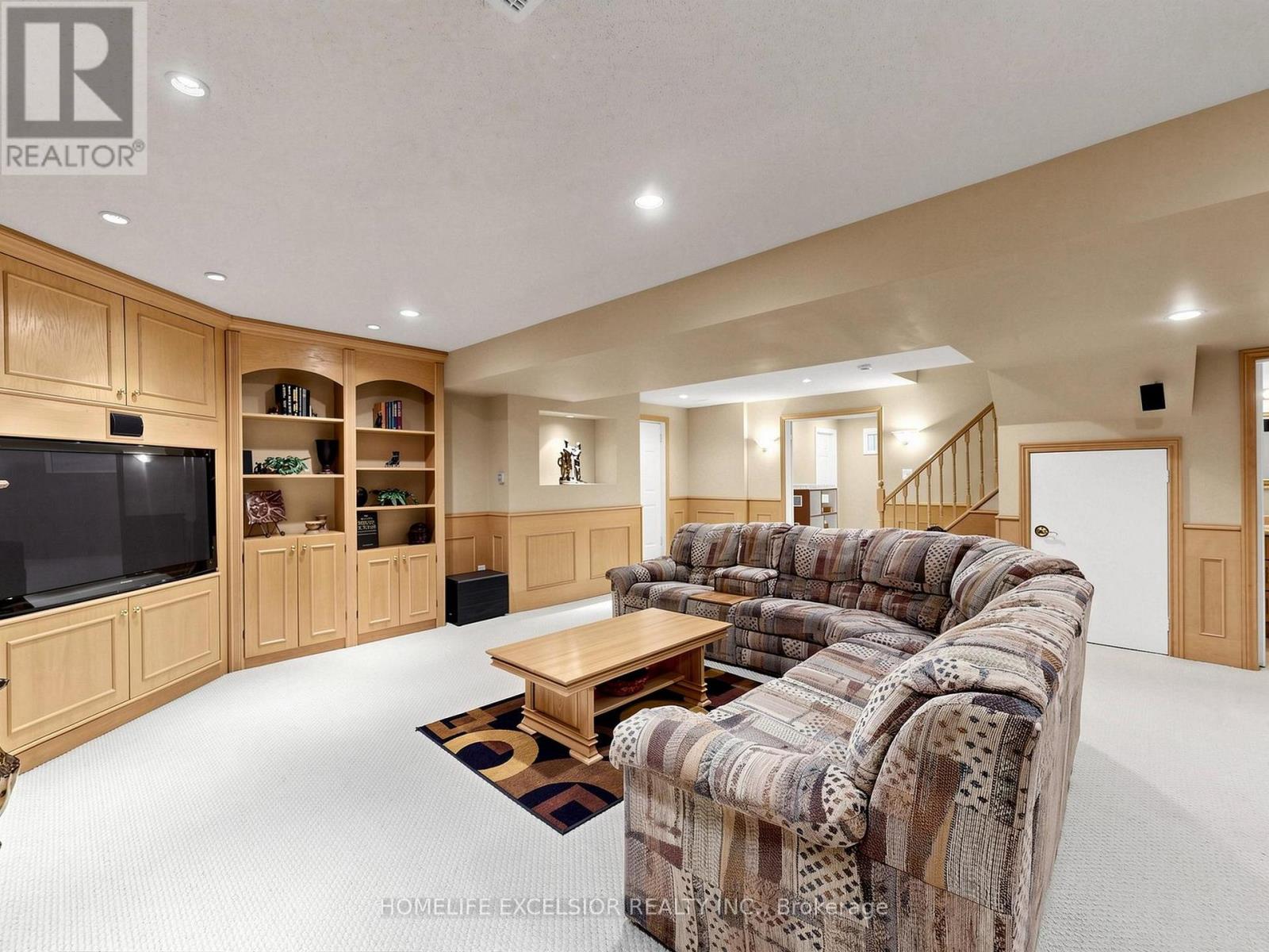 17 BLACK CHERRY DRIVE - 26