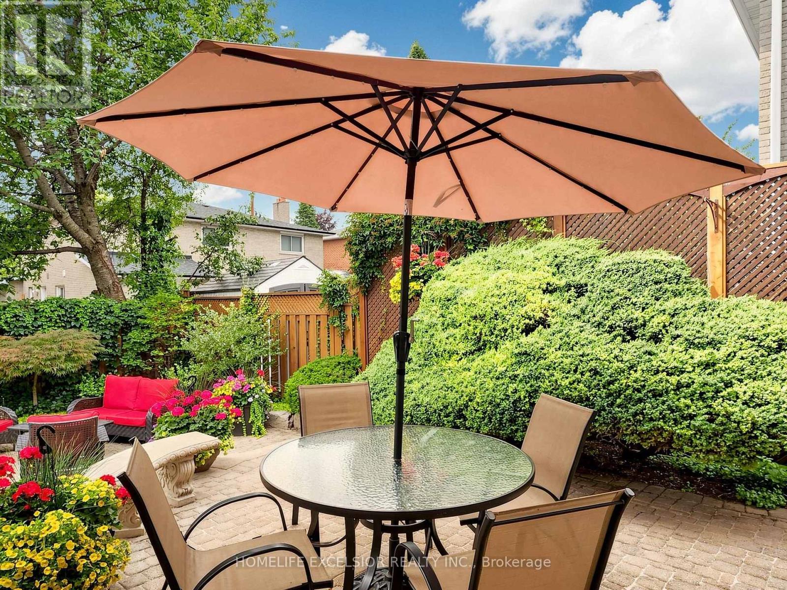 17 BLACK CHERRY DRIVE - 30